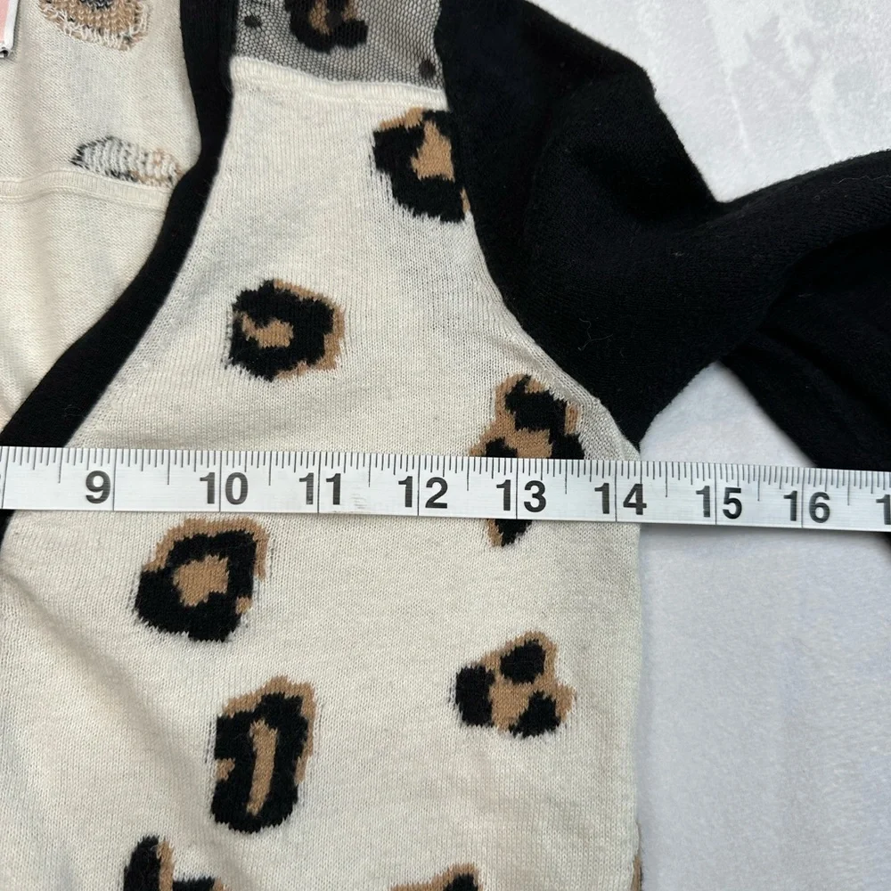 Juicy Couture Black and White Cheetah Print Zip Up Sweater‎ Girls Size S